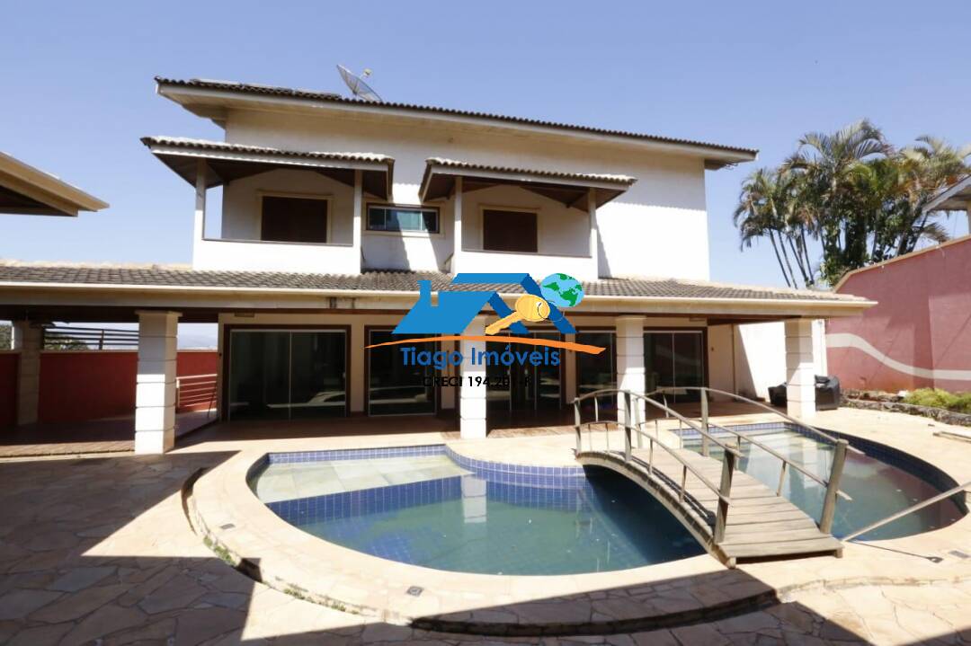 Casa de Condomínio à venda com 3 quartos, 542m² - Foto 2