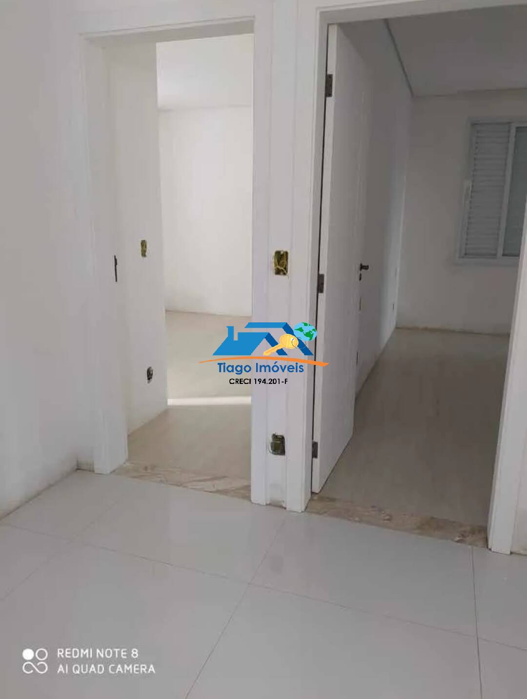 Casa à venda com 6 quartos, 290m² - Foto 10