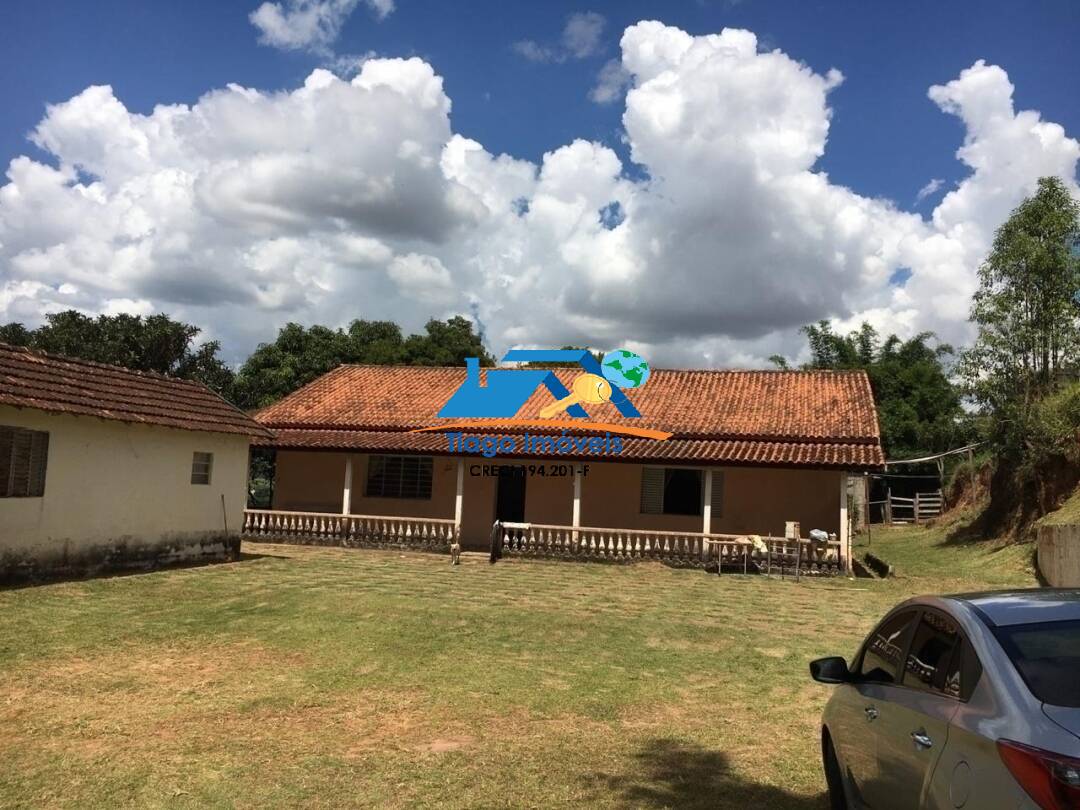 Fazenda à venda com 3 quartos, 1000m² - Foto 1