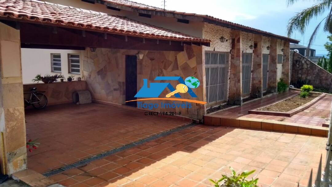 Casa de Condomínio à venda com 4 quartos, 1472m² - Foto 2