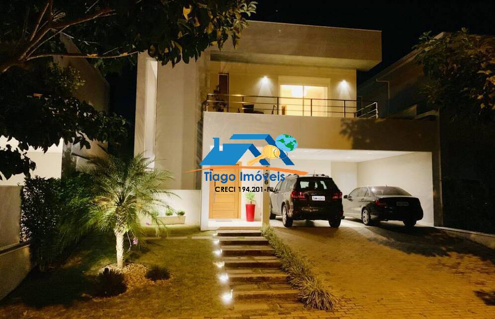 Casa de Condomínio à venda com 3 quartos, 380m² - Foto 1