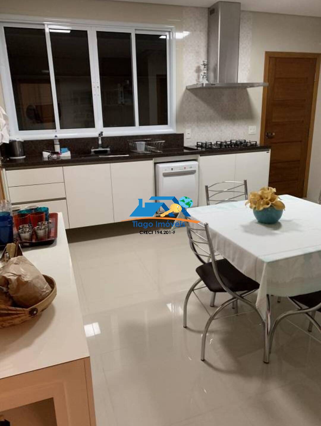 Casa de Condomínio à venda com 3 quartos, 380m² - Foto 16