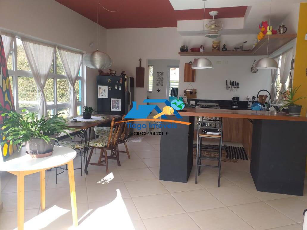 Casa de Condomínio à venda com 4 quartos, 250m² - Foto 27