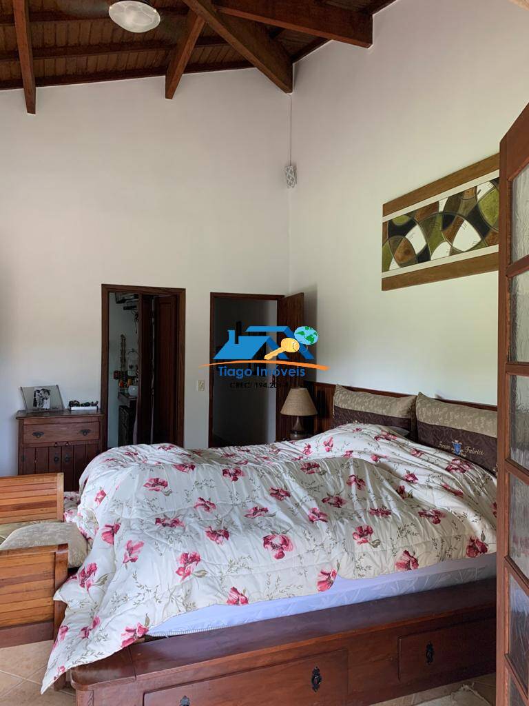 Fazenda à venda com 3 quartos, 360m² - Foto 14