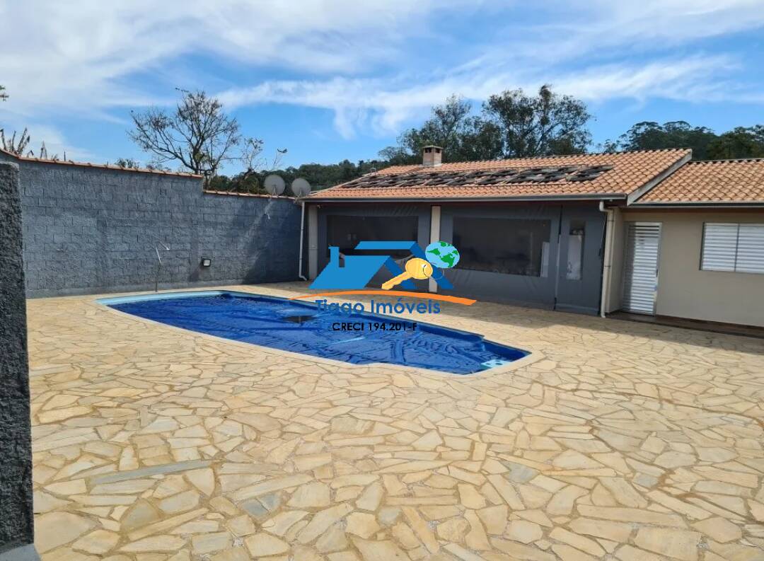 Fazenda à venda com 4 quartos, 600m² - Foto 2