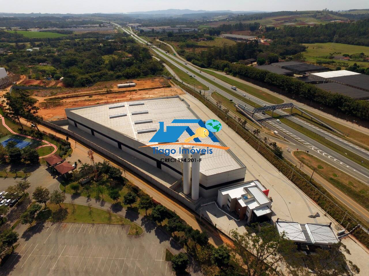 Depósito-Galpão-Armazém para alugar, 8521m² - Foto 1