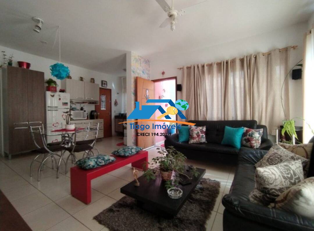 Casa à venda com 2 quartos, 175m² - Foto 8