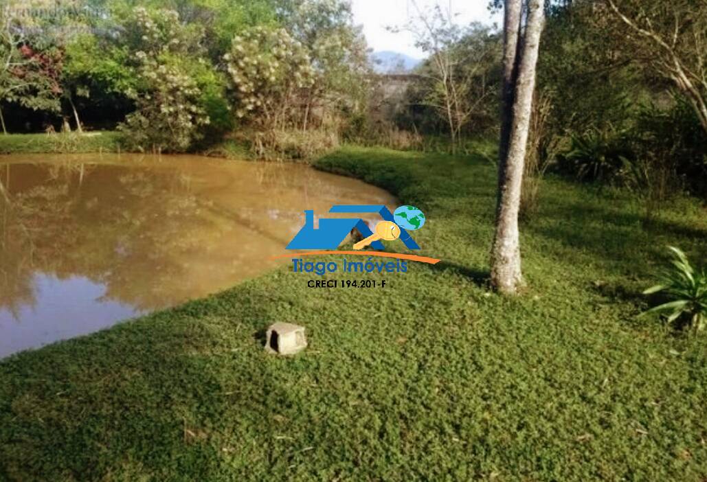 Fazenda à venda com 5 quartos, 3000m² - Foto 4