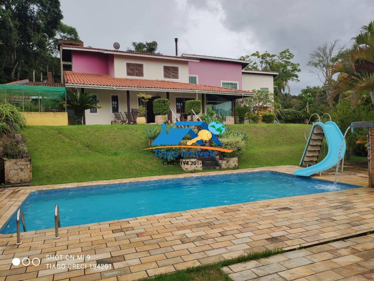 Fazenda à venda e aluguel com 4 quartos, 1960m² - Foto 1