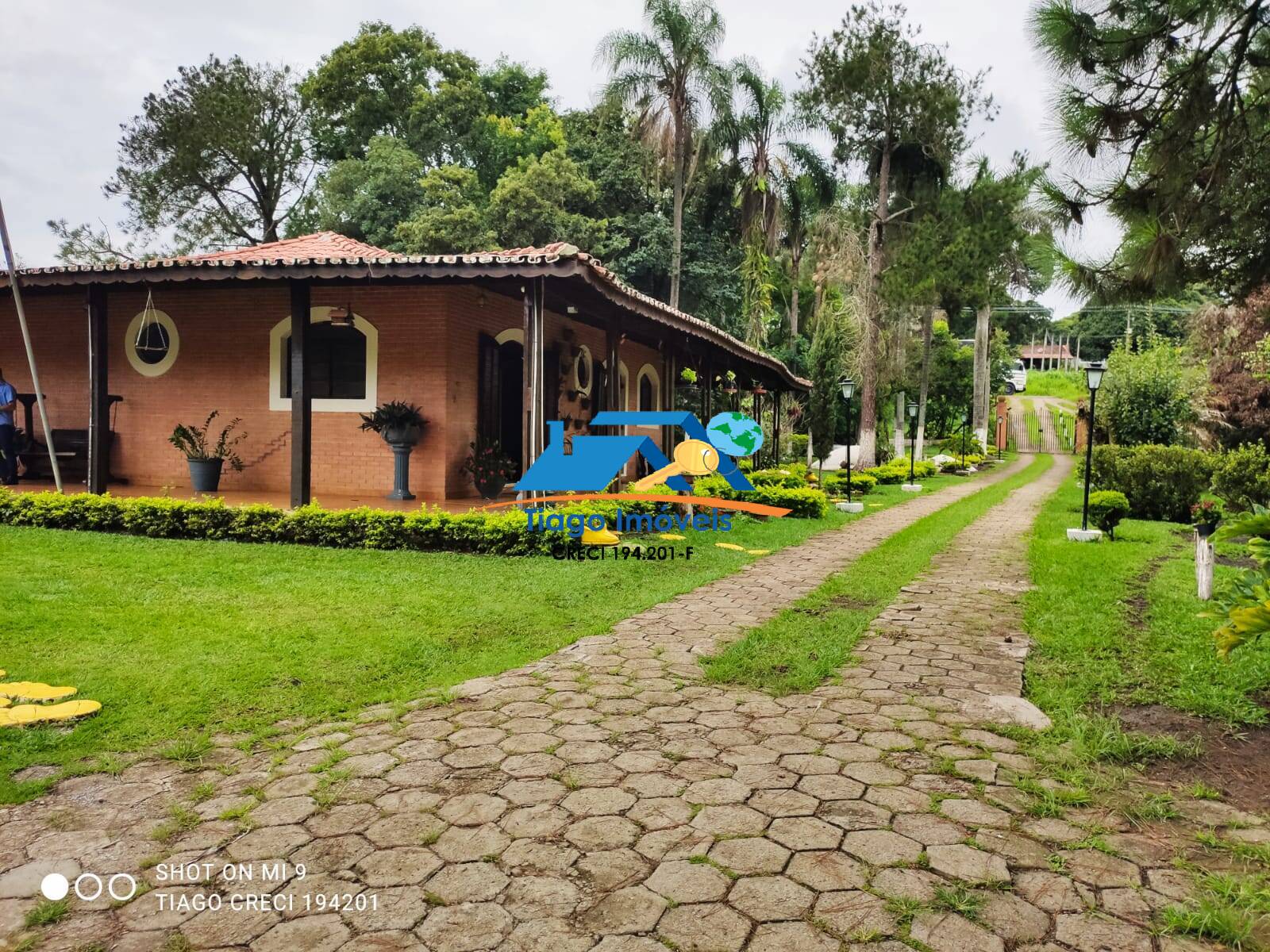 Fazenda à venda com 9 quartos, 9466m² - Foto 2