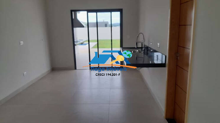 Casa à venda com 3 quartos, 600m² - Foto 11