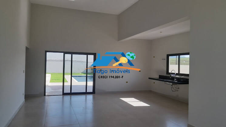 Casa à venda com 3 quartos, 600m² - Foto 11