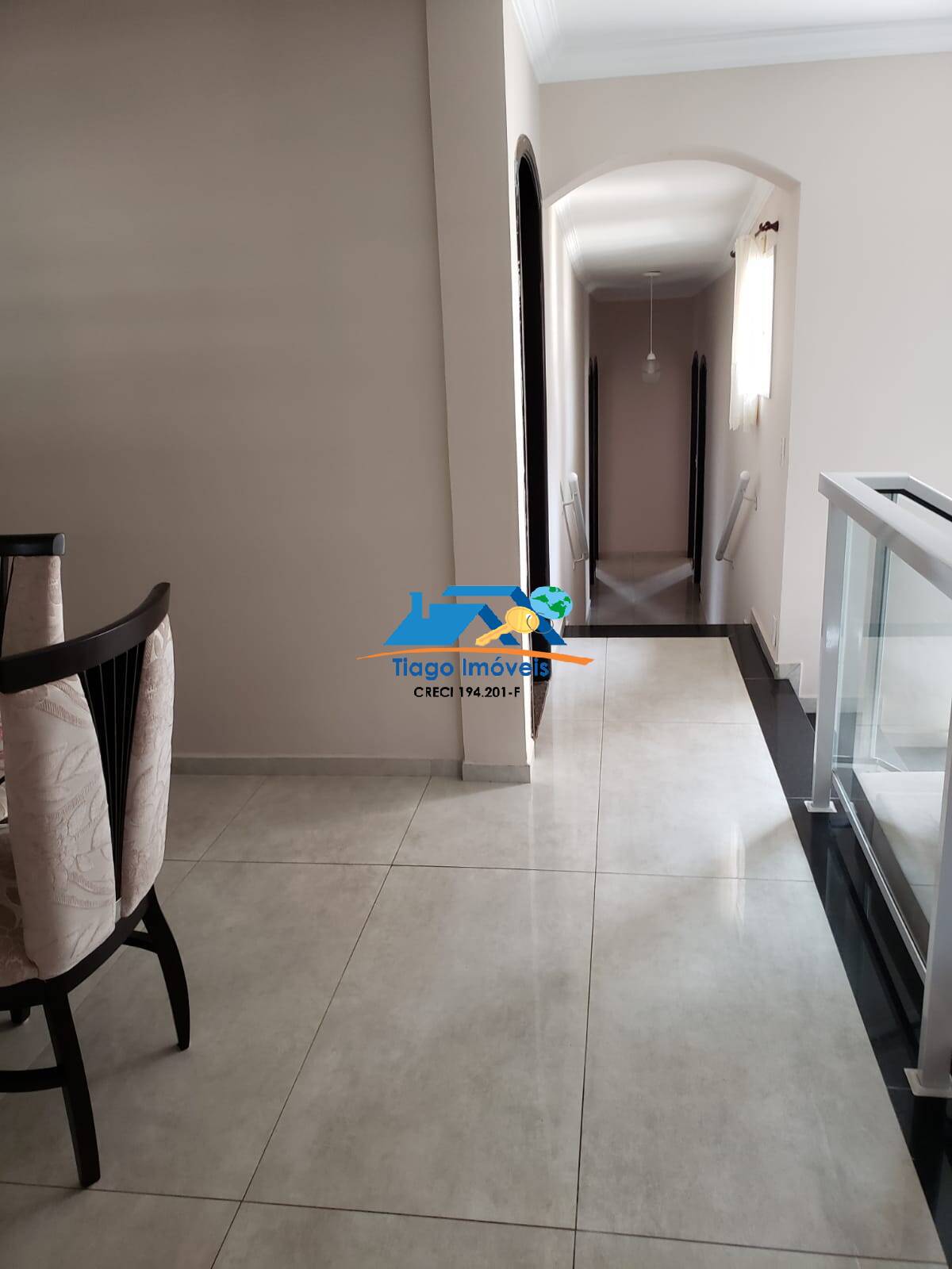 Casa à venda com 3 quartos, 300m² - Foto 5