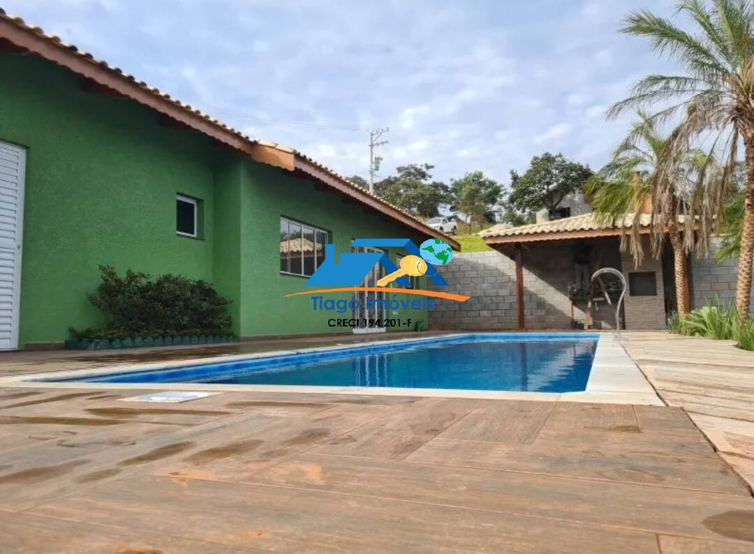 Casa à venda com 3 quartos, 350m² - Foto 1