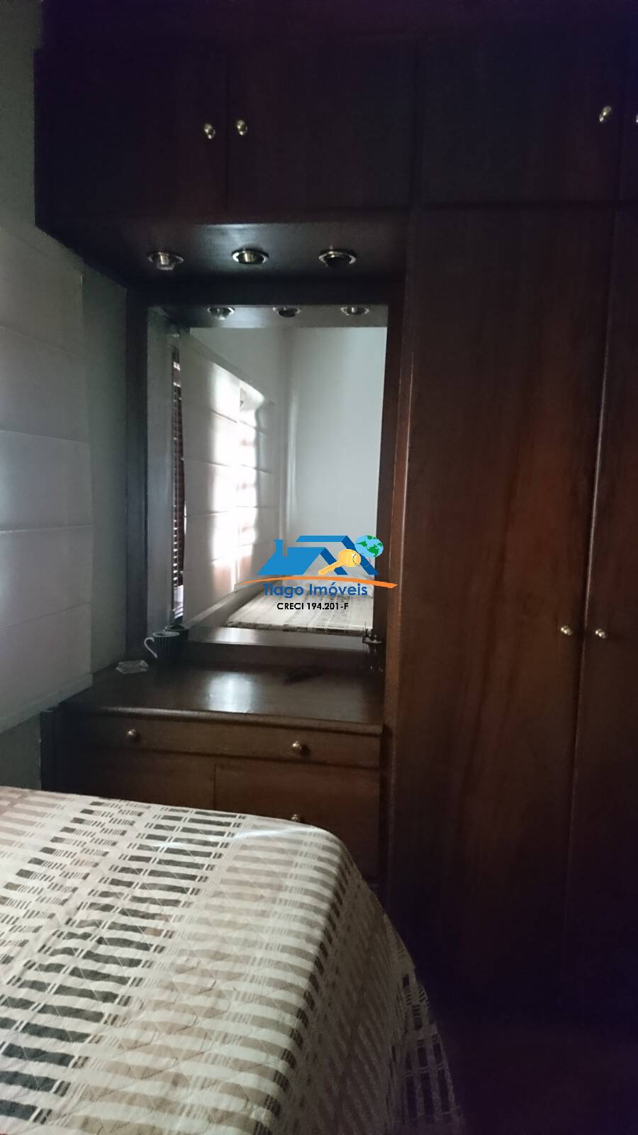 Casa à venda com 3 quartos, 318m² - Foto 12