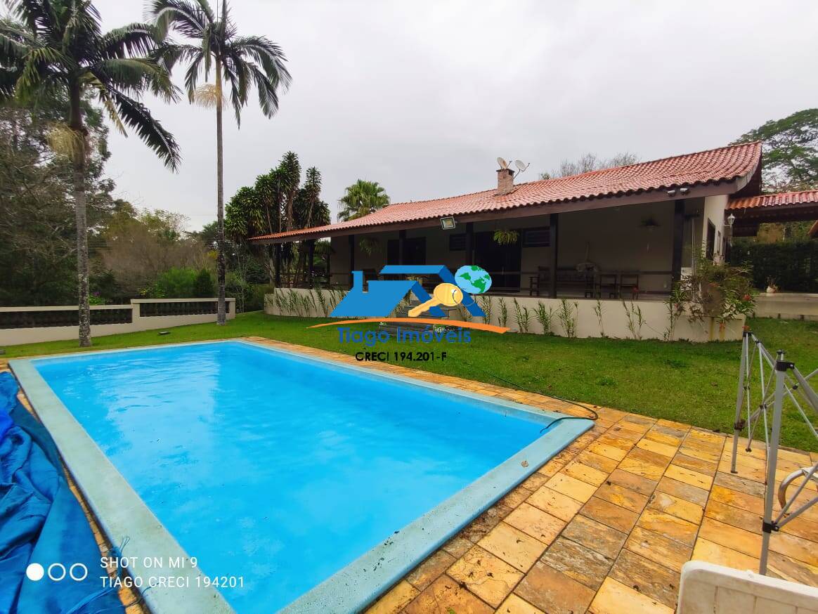 Fazenda à venda com 4 quartos, 400m² - Foto 2