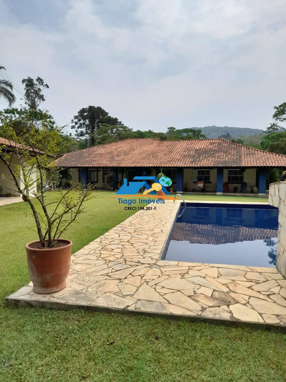 Fazenda à venda com 4 quartos, 500m² - Foto 1