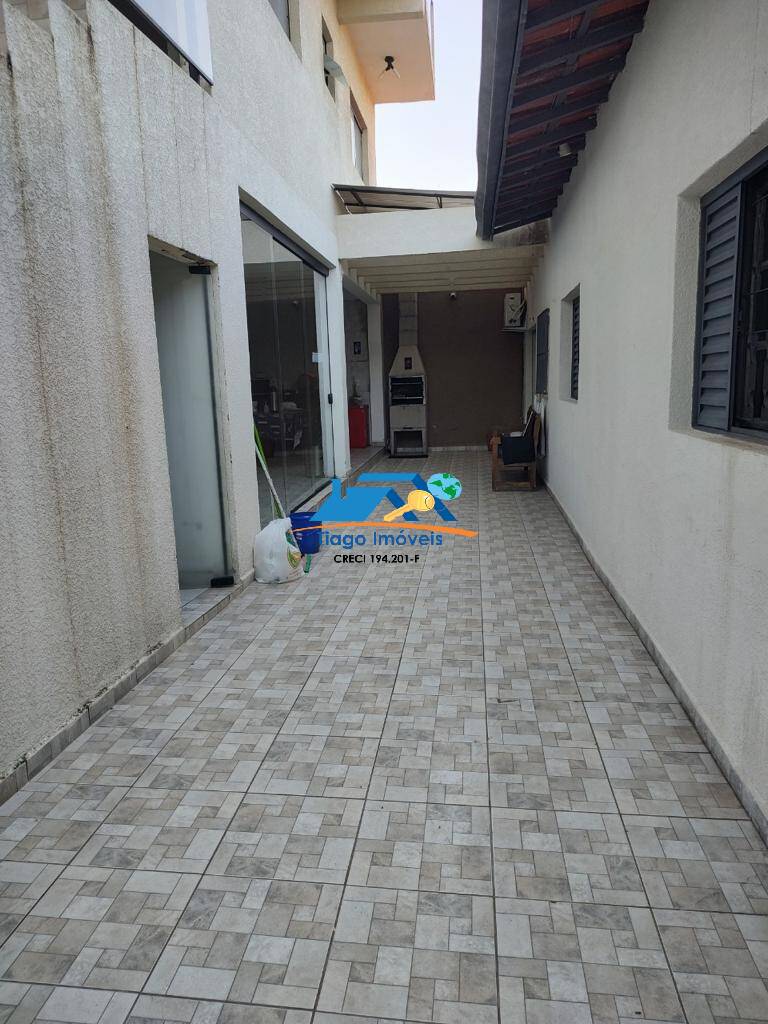 Casa à venda e aluguel com 4 quartos, 320m² - Foto 26