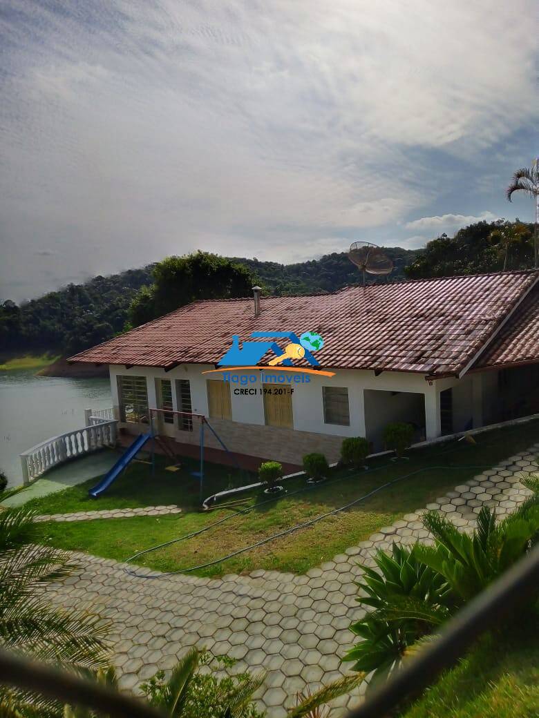 Fazenda à venda com 4 quartos, 1690m² - Foto 1