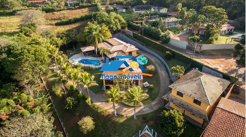 Fazenda à venda com 4 quartos, 3700m² - Foto 2