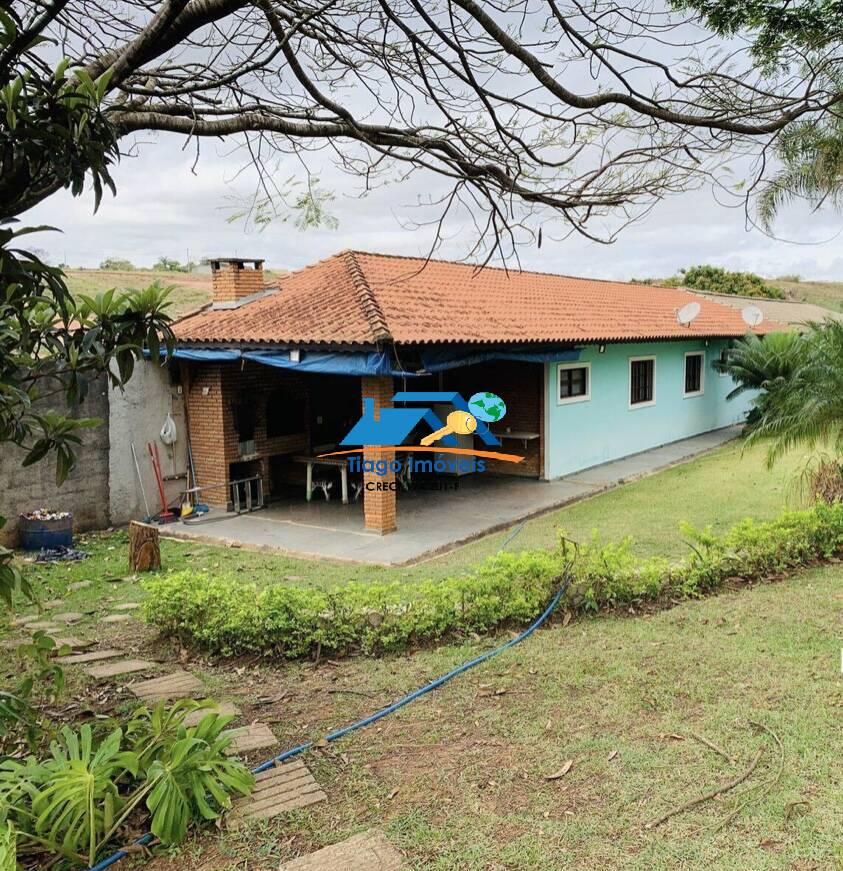 Fazenda à venda com 6 quartos, 2800m² - Foto 1