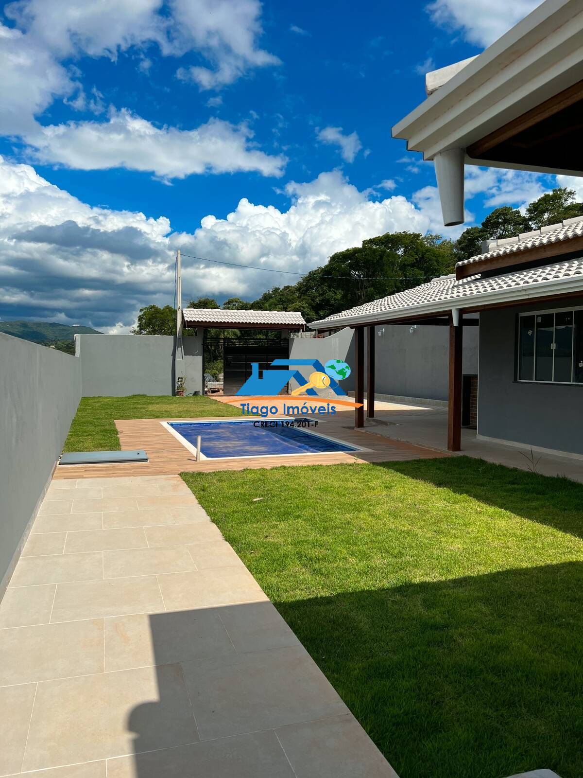 Fazenda à venda com 2 quartos, 580m² - Foto 2