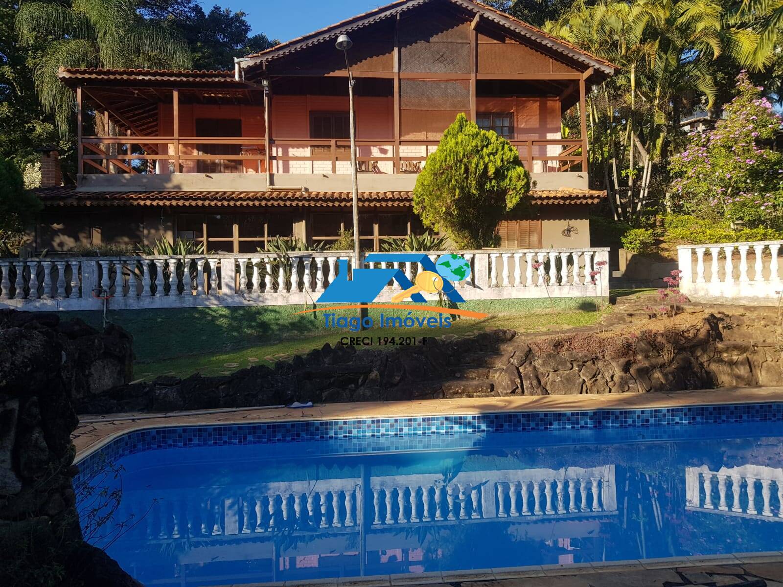 Fazenda à venda com 4 quartos, 1550m² - Foto 1