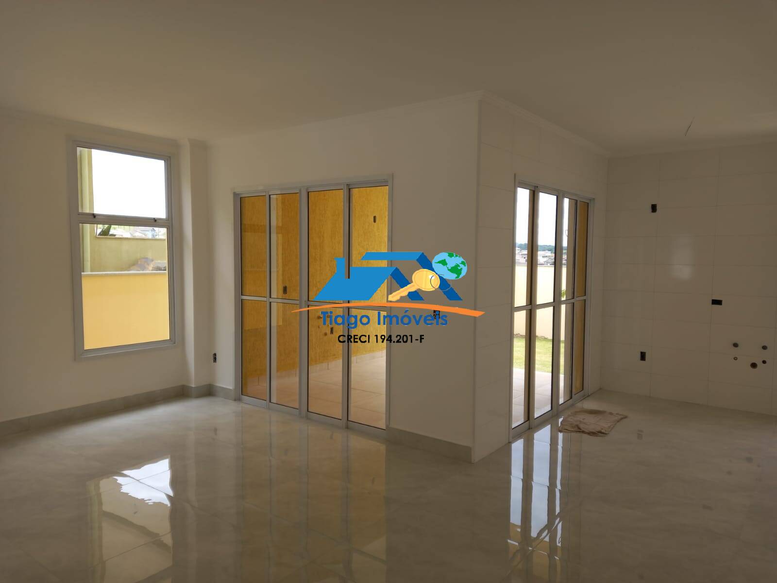 Casa à venda com 3 quartos, 203m² - Foto 6