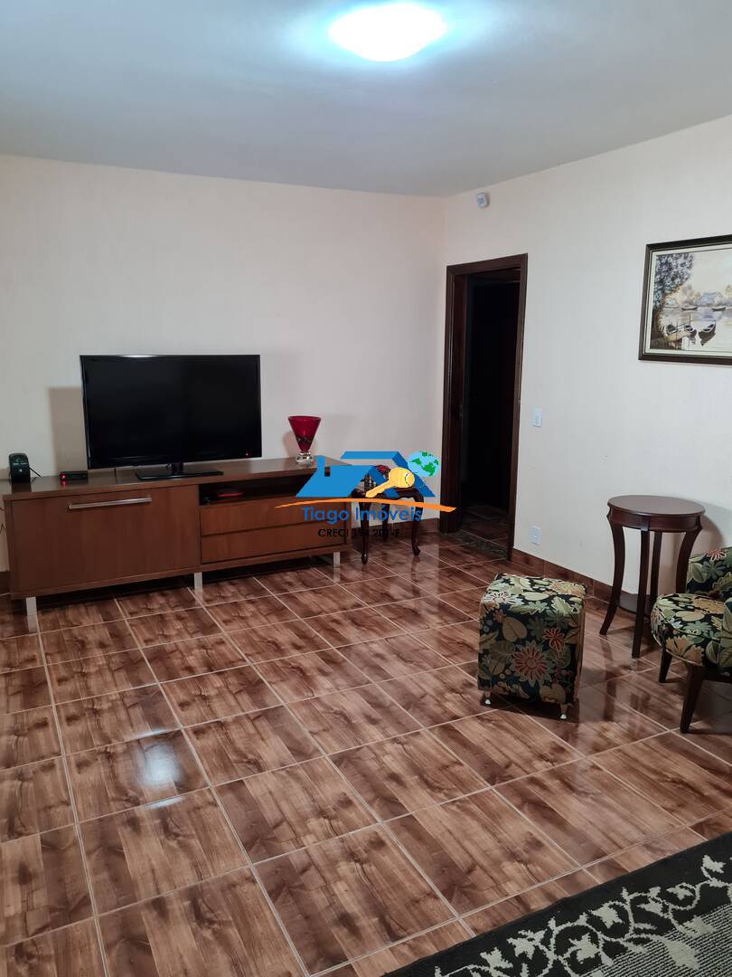 Fazenda à venda com 3 quartos, 1800m² - Foto 10