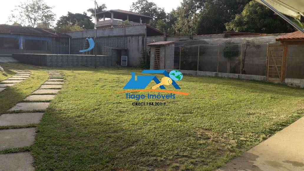 Fazenda à venda com 3 quartos, 1800m² - Foto 4