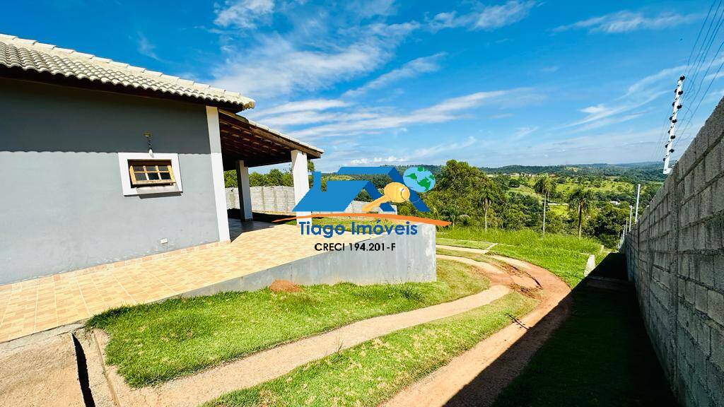 Fazenda à venda com 3 quartos, 2000m² - Foto 1