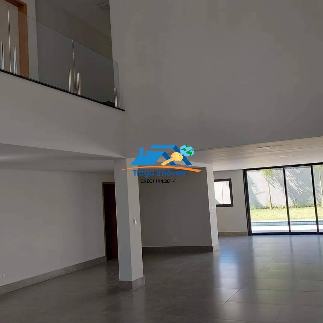 Casa à venda com 4 quartos, 600m² - Foto 3