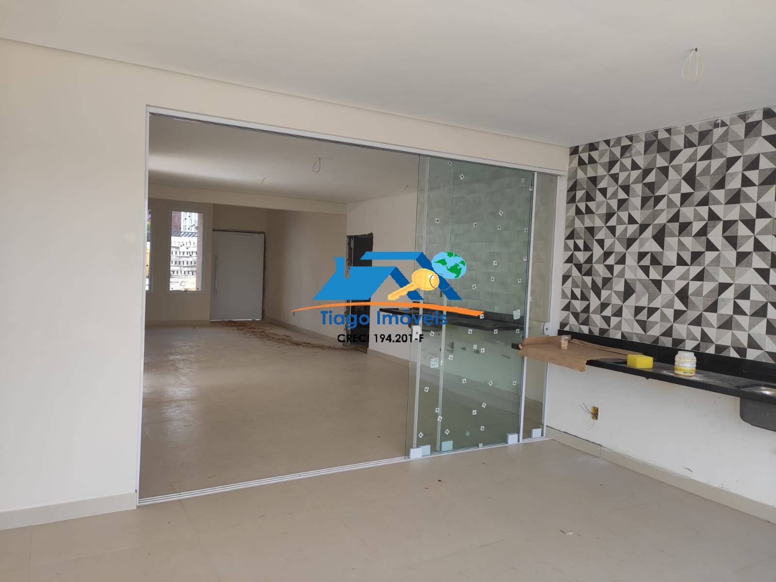 Casa à venda com 3 quartos, 200m² - Foto 15