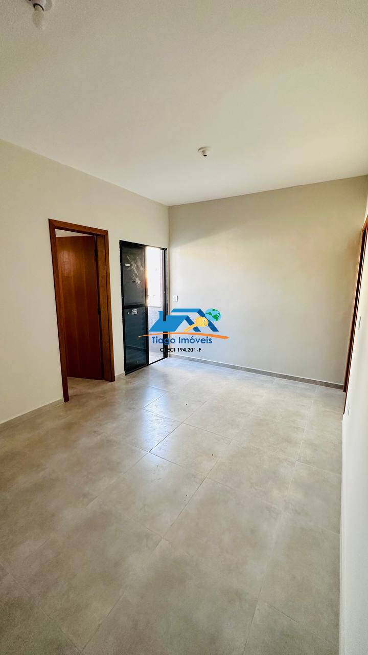 Casa à venda com 3 quartos, 200m² - Foto 10