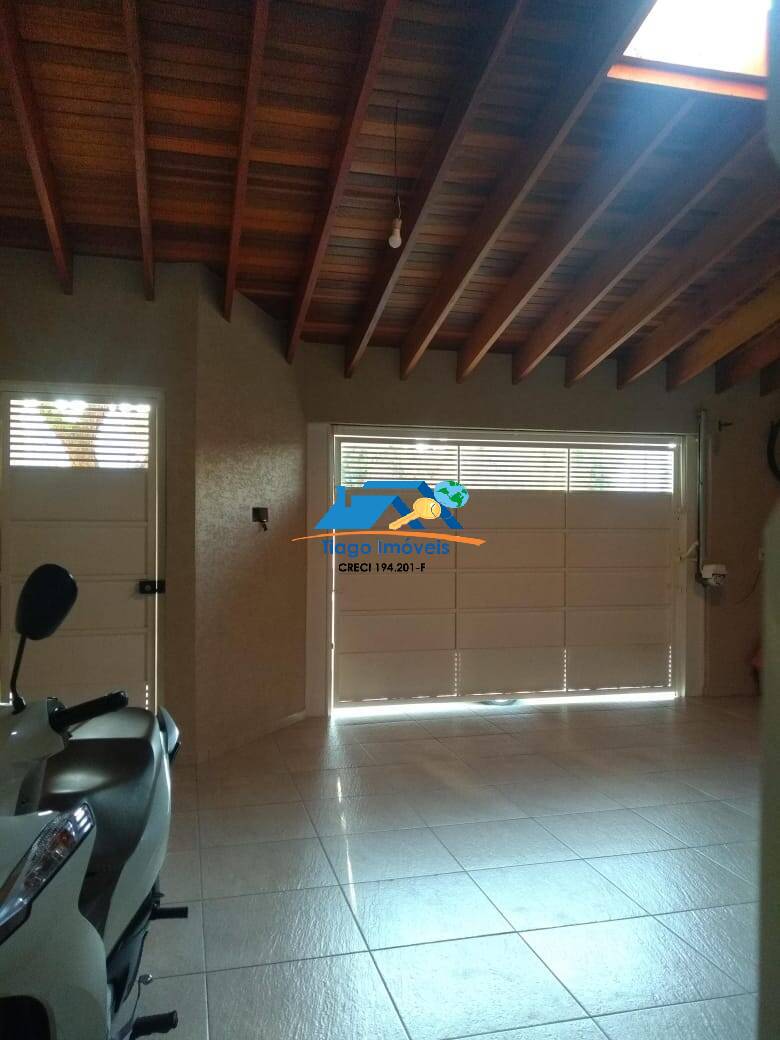 Casa à venda com 3 quartos, 140m² - Foto 3