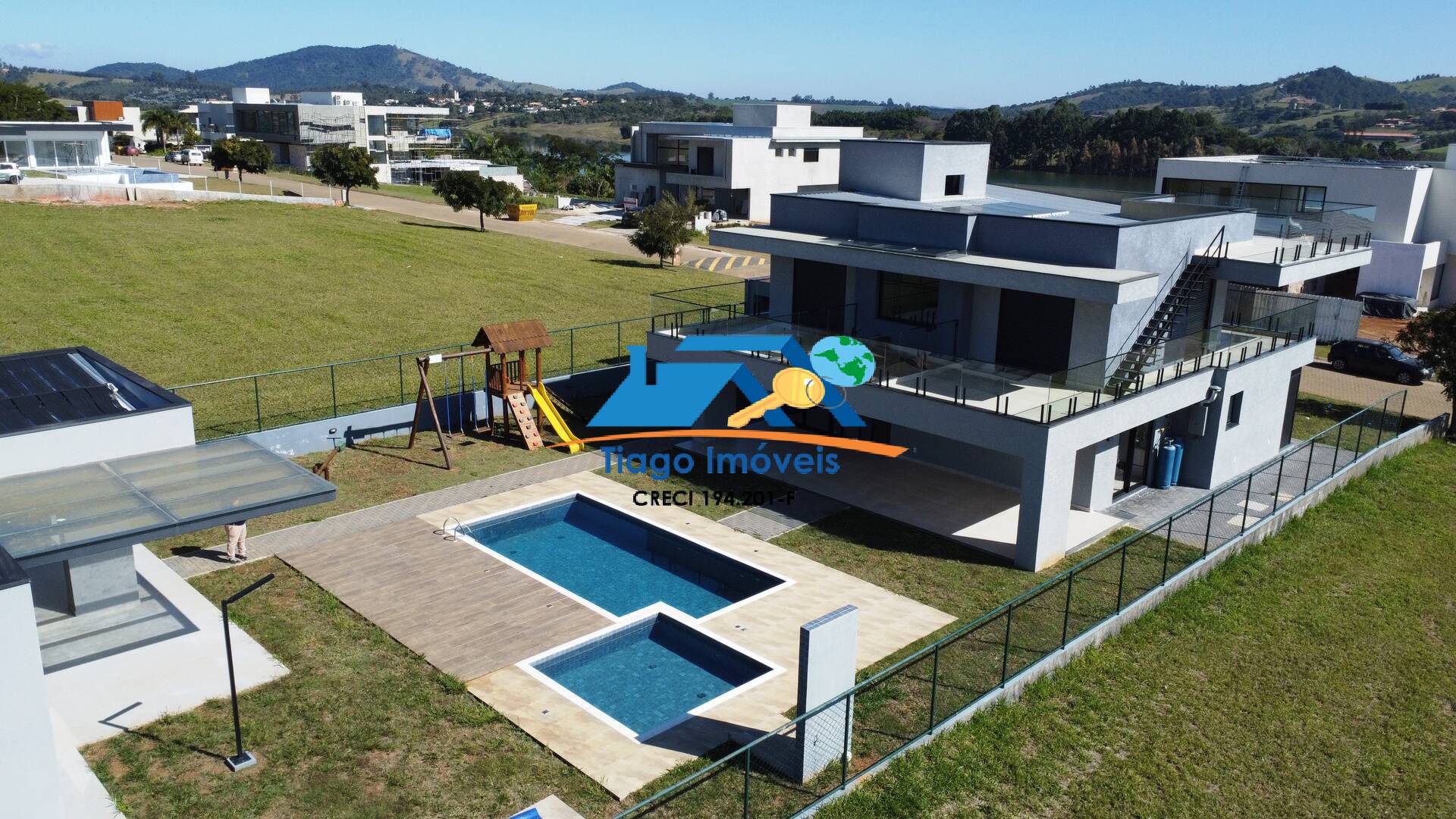 Casa de Condomínio à venda com 4 quartos, 1423m² - Foto 32