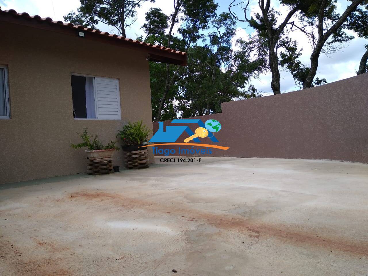 Casa à venda com 2 quartos, 150m² - Foto 4