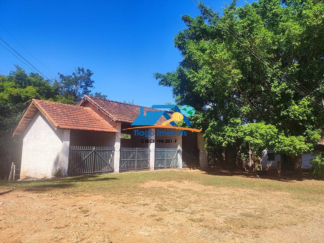 Casa à venda e aluguel com 5 quartos, 82600m² - Foto 41