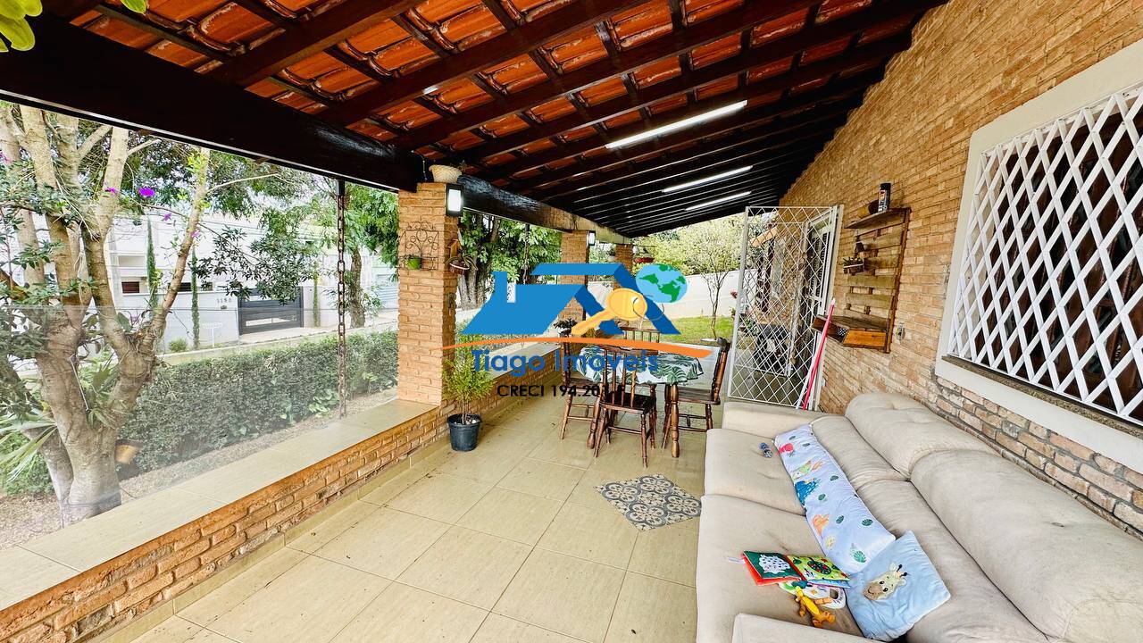 Casa à venda com 4 quartos, 935m² - Foto 8