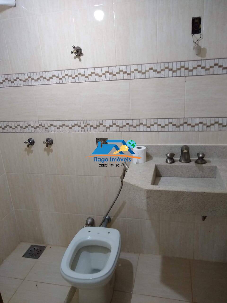 Fazenda à venda com 3 quartos, 2384m² - Foto 19