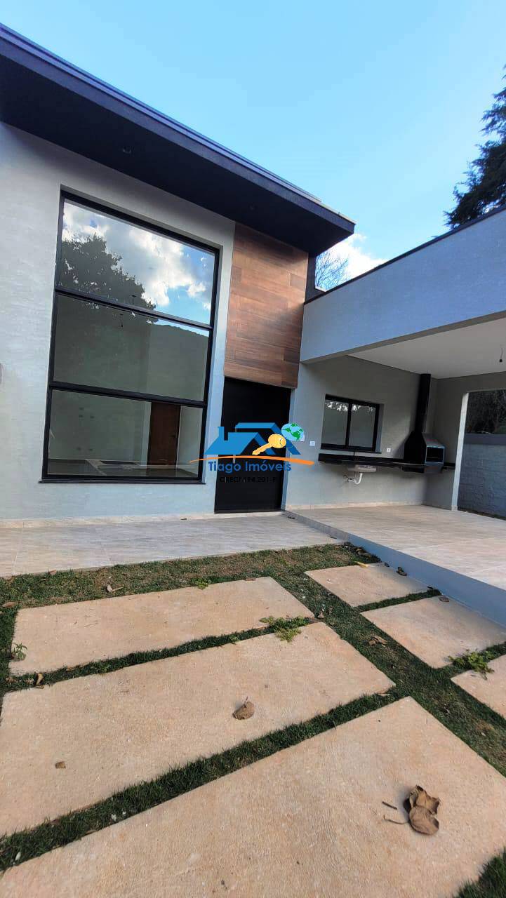 Casa à venda com 3 quartos, 400m² - Foto 4