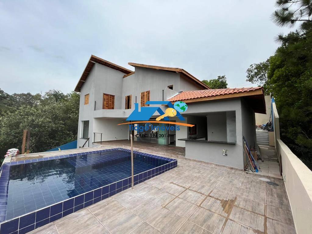 Casa à venda com 4 quartos, 1000m² - Foto 1