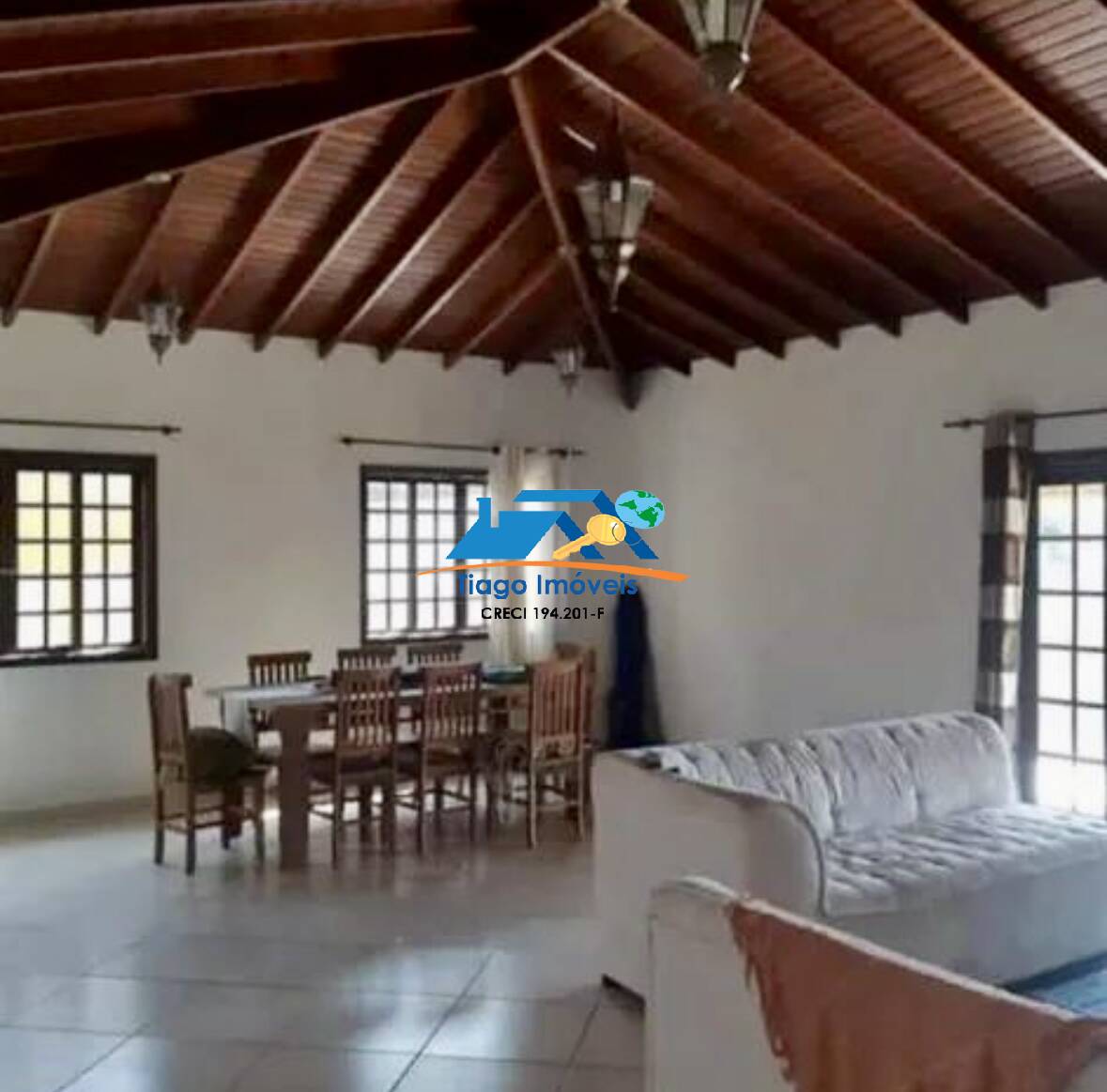 Casa à venda com 5 quartos, 1600m² - Foto 16