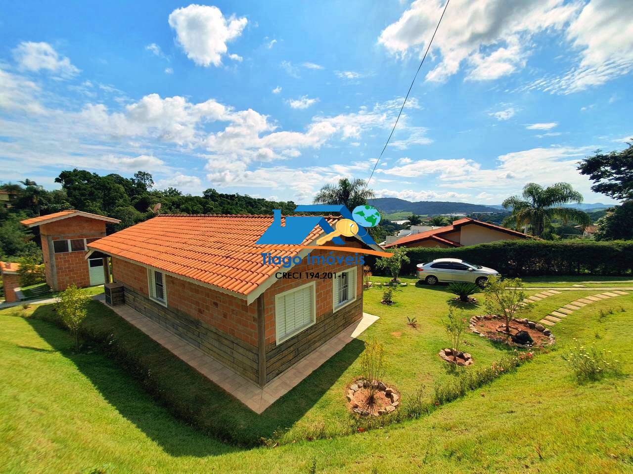 Casa de Condomínio à venda com 3 quartos, 1300m² - Foto 1